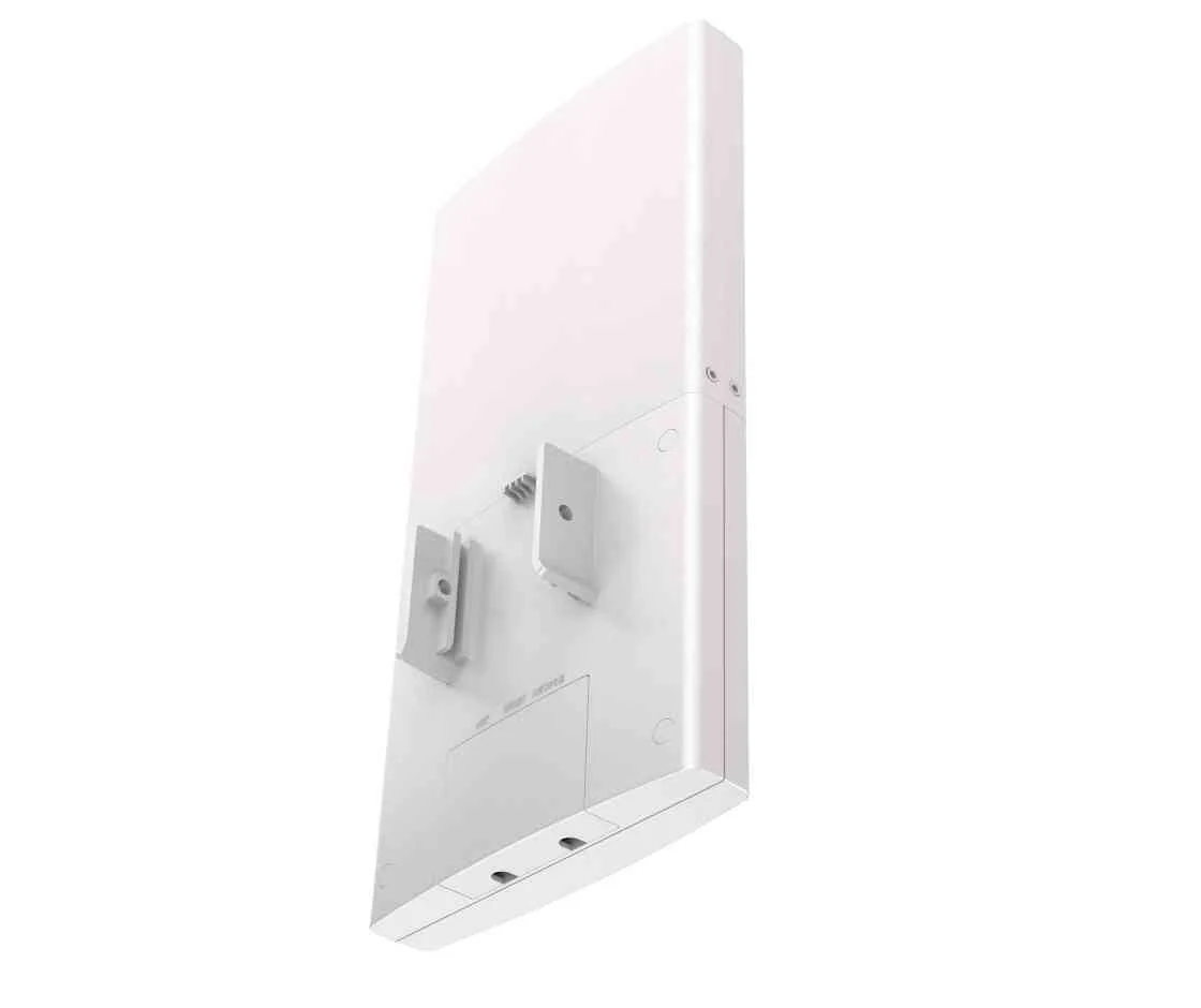 Grandstream GWN7600LR 2 Port 1270 Mbps Outdoor Wifi Access Point